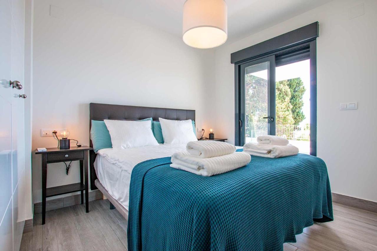 Villa Capistrano Garden, Piscina Privada Y Vistas Al Mar Nerja Esterno foto